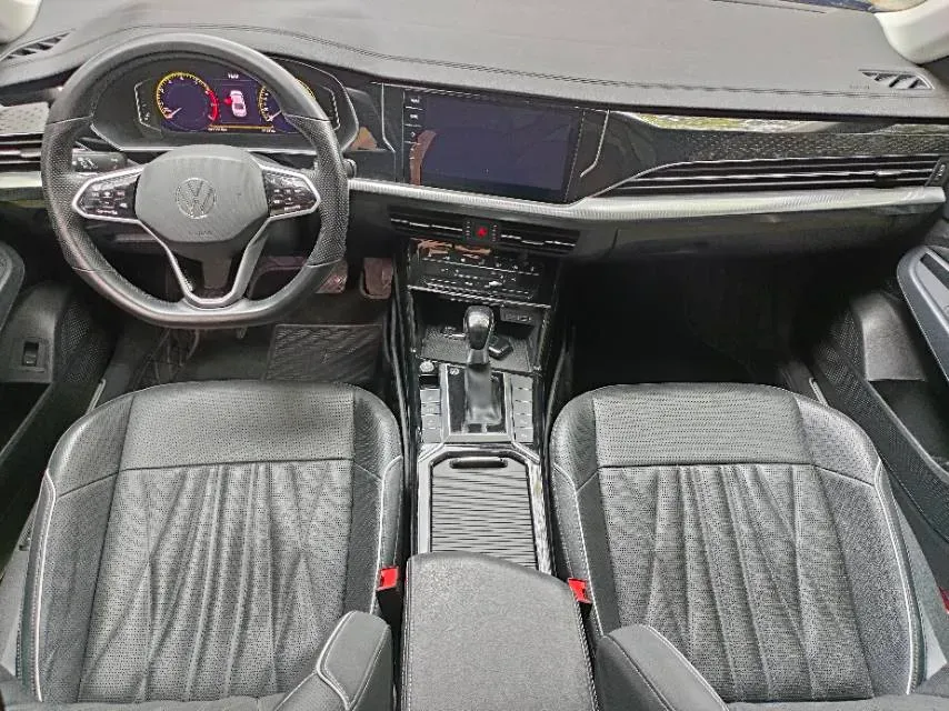 2022 Xpeng P7 BEV 60.2KWH,autocango,china used car exporter,china ev exporter,chinese used car exporter,chinese used ev exporter