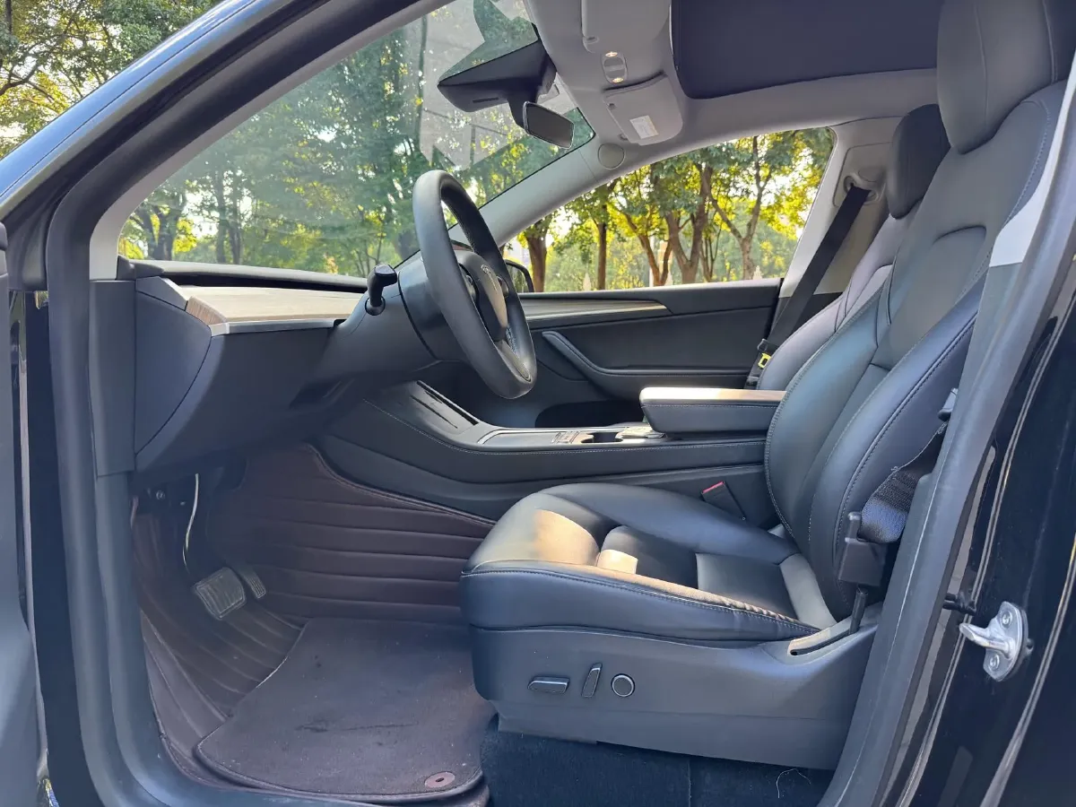 2022 Tesla Model Y BEV 60KWH,autocango,china used car exporter,china ev exporter,chinese used car exporter,chinese used ev exporter