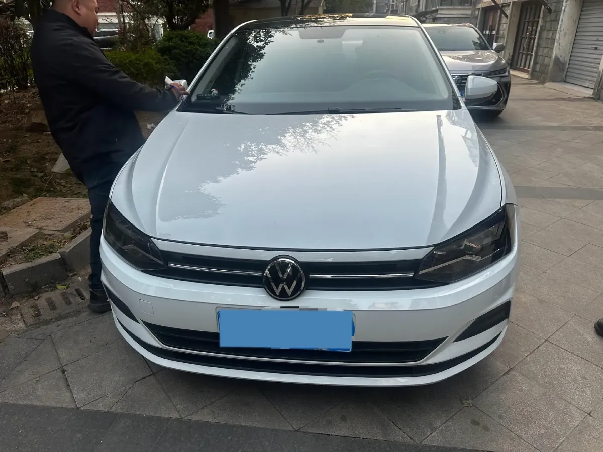 2023 Volkswagen Polo 1.5L 113HP L4 6AT,autocango,china used car exporter,china ev exporter,chinese used car exporter,chinese used ev exporter