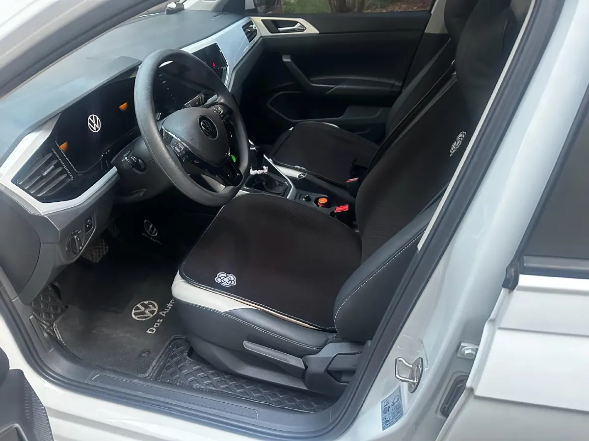 2023 Volkswagen Polo 1.5L 113HP L4 6AT,autocango,china used car exporter,china ev exporter,chinese used car exporter,chinese used ev exporter