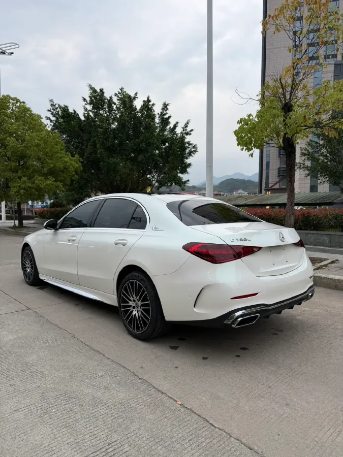 2024 Mercedes-Benz C Class 1.5T 204HP L4 9AT,autocango,china used car exporter,china ev exporter,chinese used car exporter,chinese used ev exporter