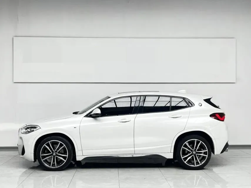 2021 BMW X2 2.0T 192HP L4 7DCT,autocango,china used car exporter,china ev exporter,chinese used car exporter,chinese used ev exporter