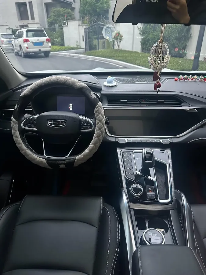 2020 Geely Azkarra 1.8T 184HP L4 7DCT,autocango,china used car exporter,china ev exporter,chinese used car exporter,chinese used ev exporter