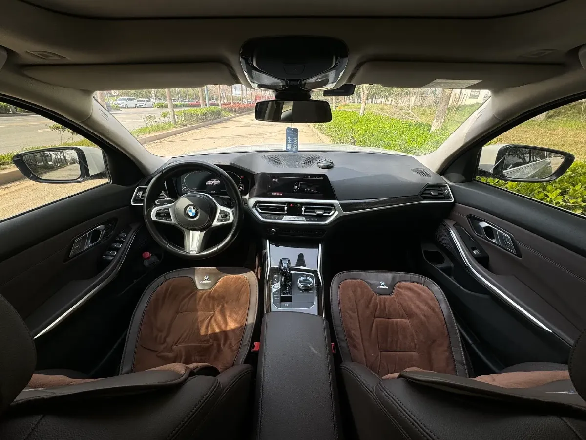 2021 BMW 3 Series 2.0T 184HP L4 8AT,autocango,china used car exporter,china ev exporter,chinese used car exporter,chinese used ev exporter