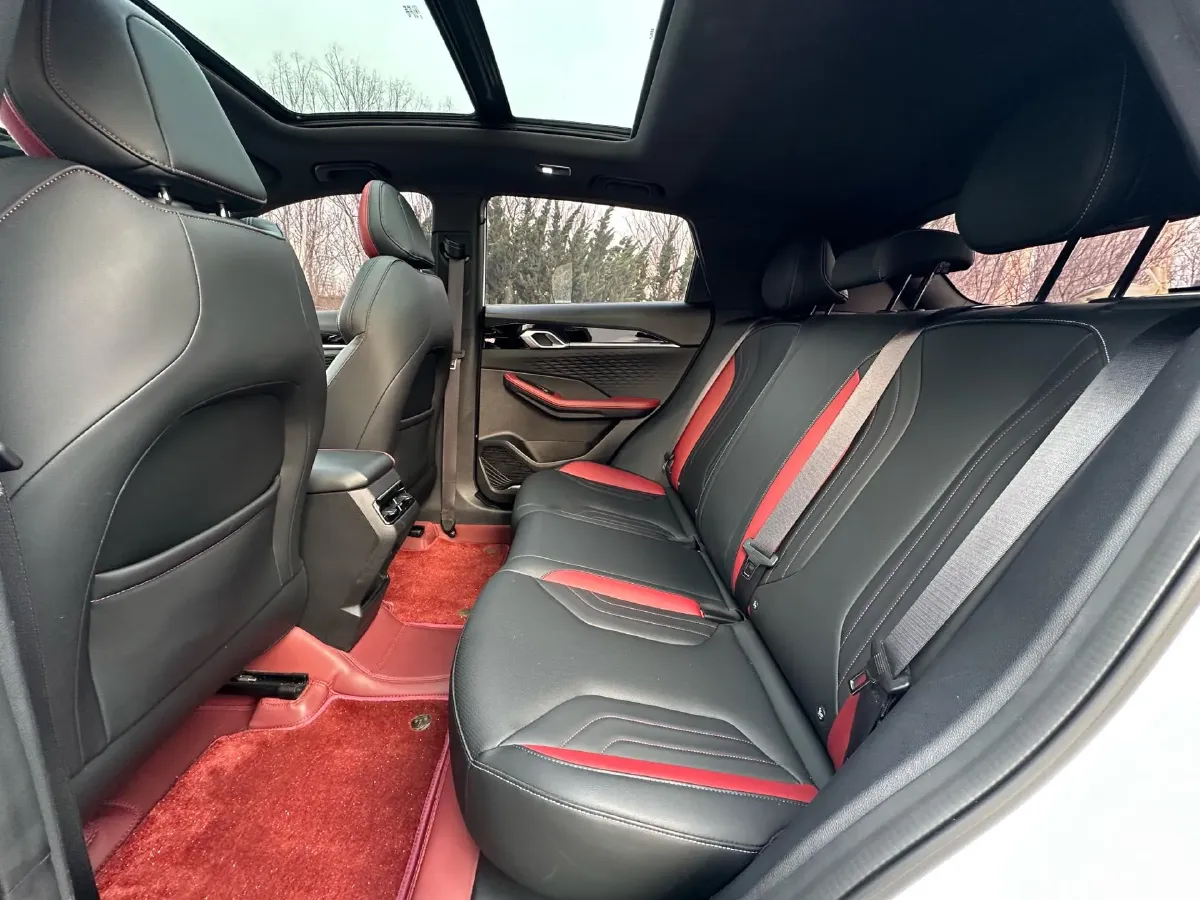 2022 Geely Coolray 1.5T 181HP L4 7DCT,autocango,china used car exporter,china ev exporter,chinese used car exporter,chinese used ev exporter