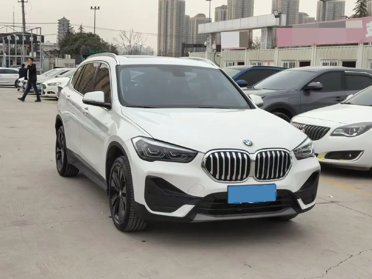 2021 BMW X1 1.5T 140HP L3 7DCT,autocango,china used car exporter,china ev exporter,chinese used car exporter,chinese used ev exporter