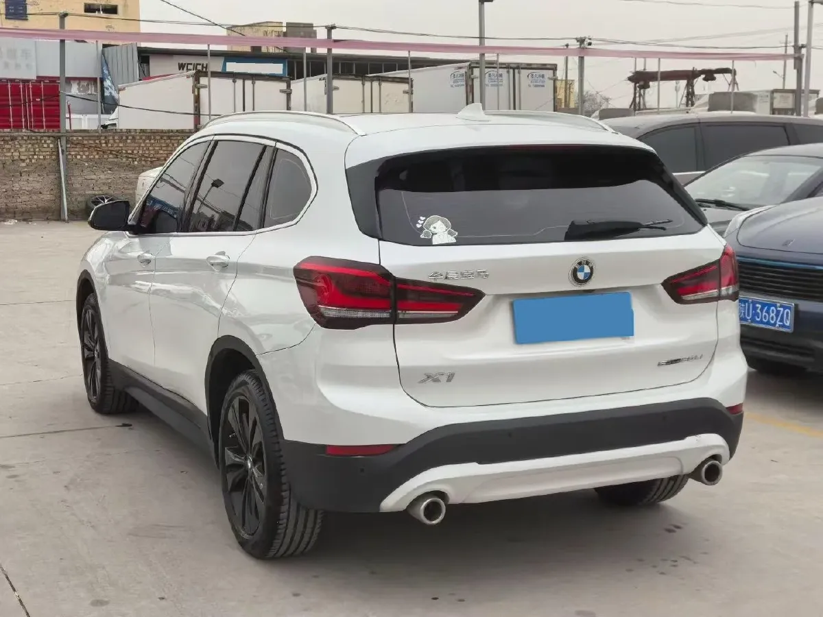 2021 BMW X1 1.5T 140HP L3 7DCT,autocango,china used car exporter,china ev exporter,chinese used car exporter,chinese used ev exporter