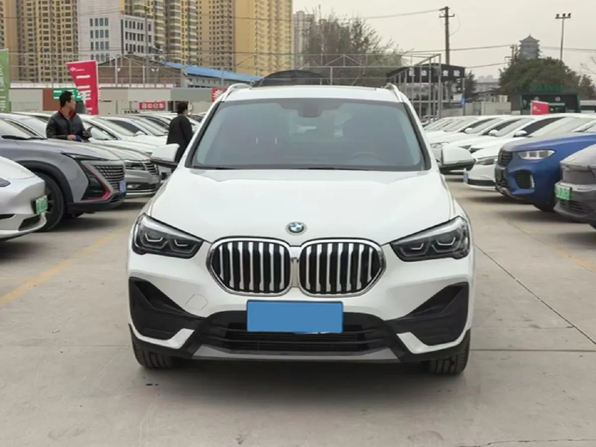 2021 BMW X1 1.5T 140HP L3 7DCT,autocango,china used car exporter,china ev exporter,chinese used car exporter,chinese used ev exporter