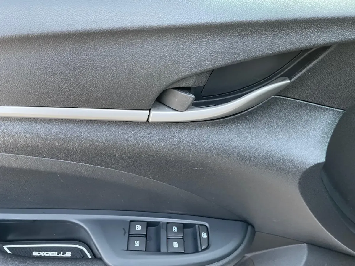 2021 Buick Excelle 1.5L 113HP L4 6AT,autocango,china used car exporter,china ev exporter,chinese used car exporter,chinese used ev exporter