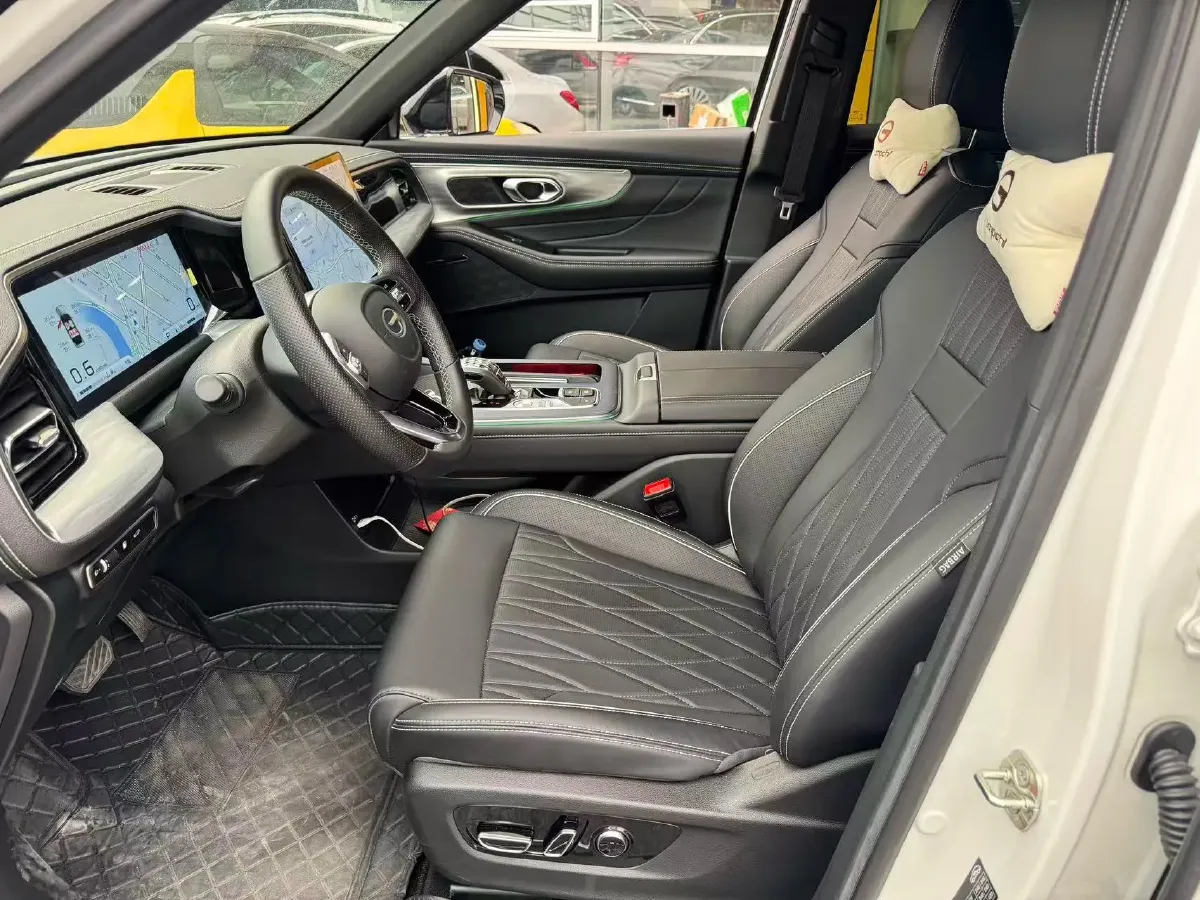 2024 GAC Trumpchi GS8 2.0T 252HP L4 8AT,autocango,china used car exporter,china ev exporter,chinese used car exporter,chinese used ev exporter