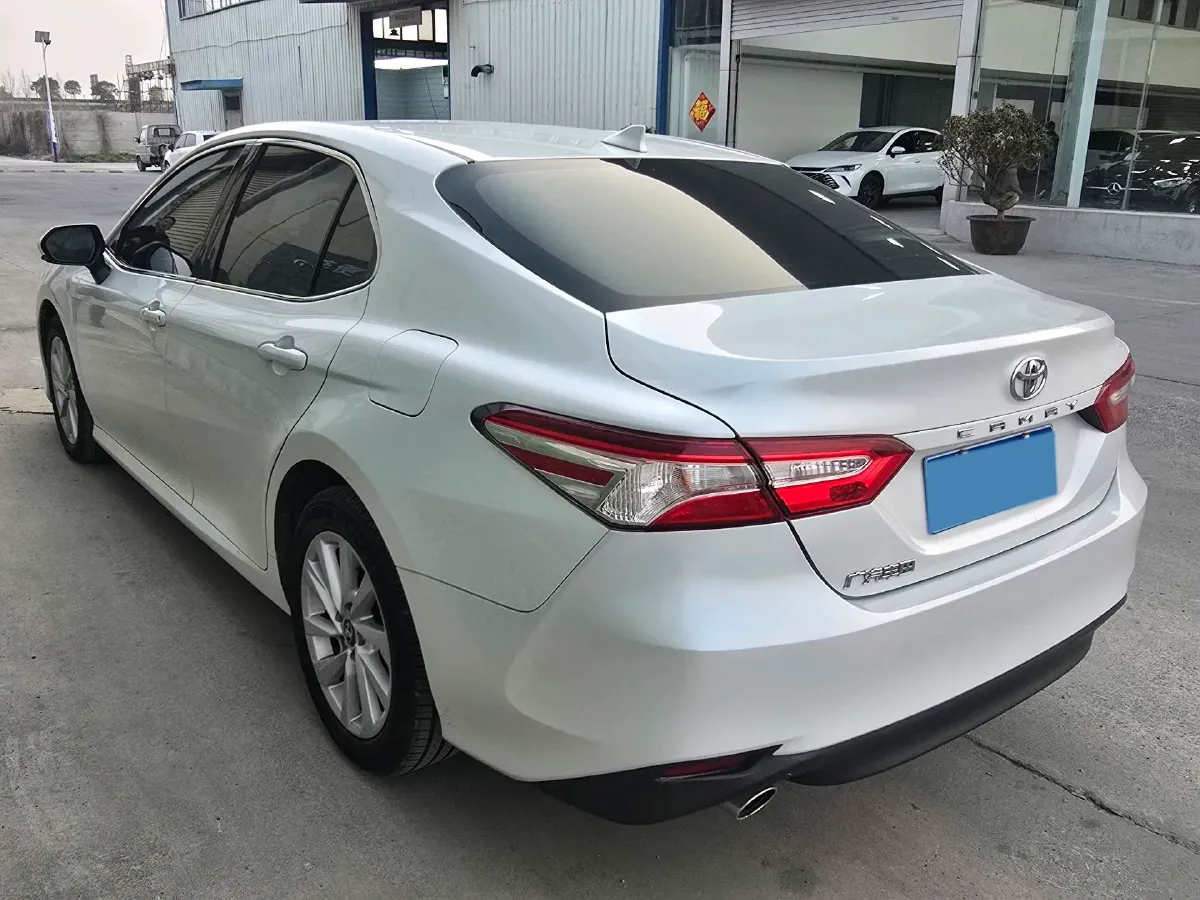 2021 Toyota Camry 2.0L 178HP L4 CVT,autocango,china used car exporter,china ev exporter,chinese used car exporter,chinese used ev exporter