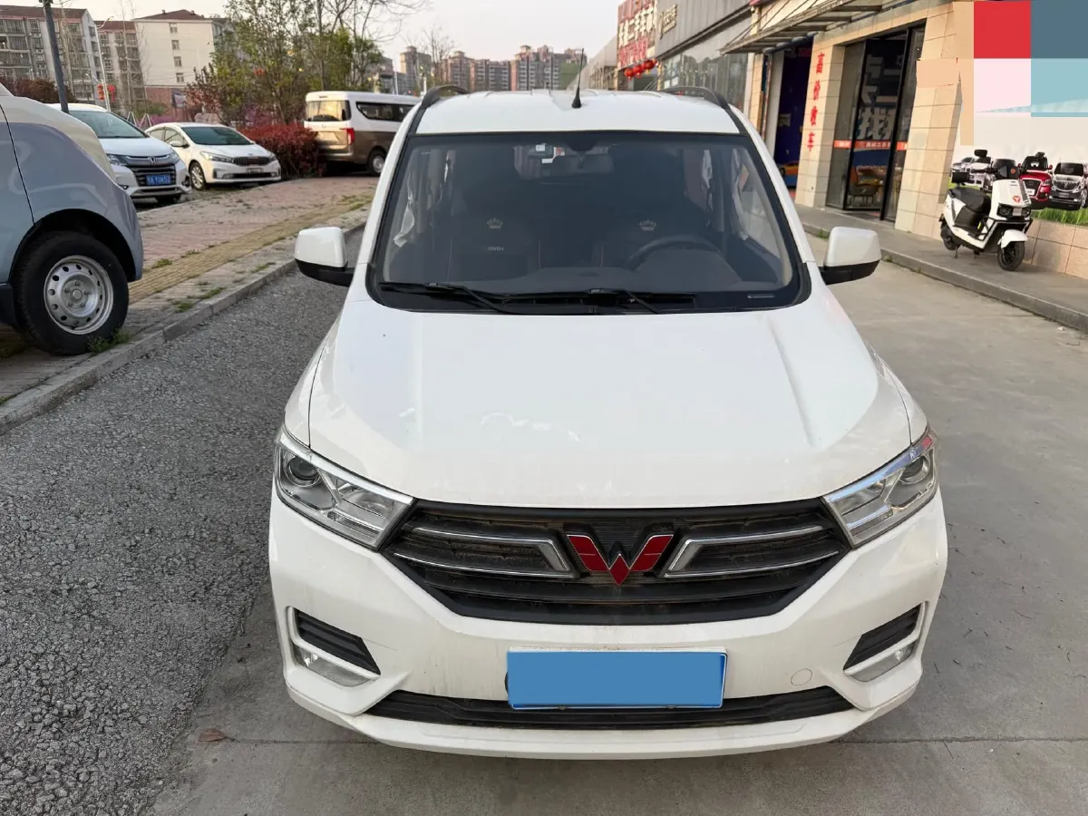 2019 WuLing HongGuang 1.5L 99HP L4 6MT,autocango,china used car exporter,china ev exporter,chinese used car exporter,chinese used ev exporter