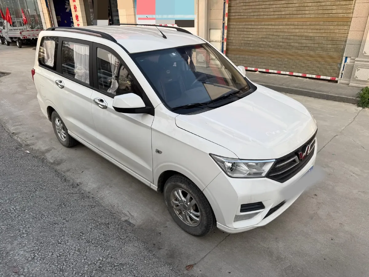 2019 WuLing HongGuang 1.5L 99HP L4 6MT,autocango,china used car exporter,china ev exporter,chinese used car exporter,chinese used ev exporter