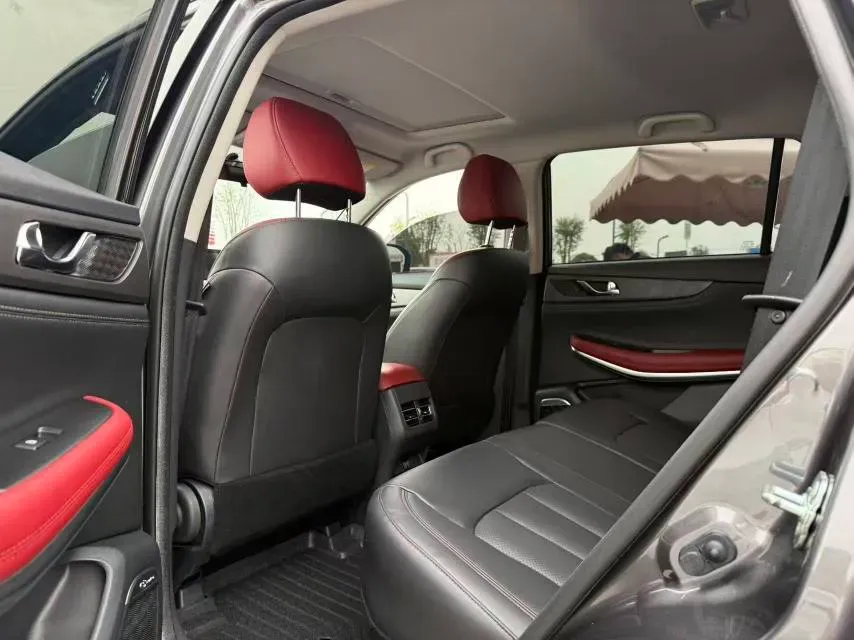 2022 ChangAn CS75 1.5T 180HP L4 7DCT,autocango,china used car exporter,china ev exporter,chinese used car exporter,chinese used ev exporter