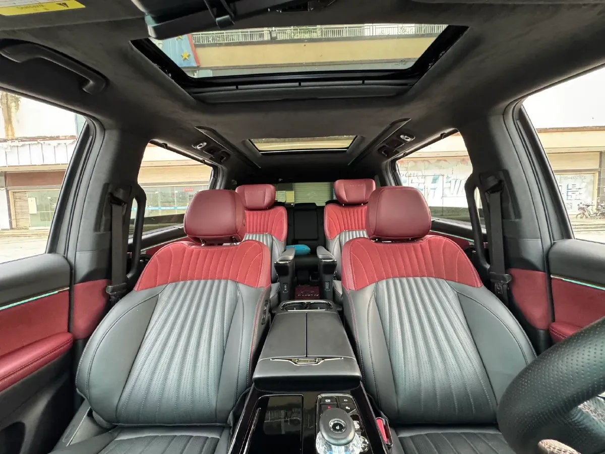 2024 GAC Trumpchi M8 2.0T 252HP L4 8AT,autocango,china used car exporter,china ev exporter,chinese used car exporter,chinese used ev exporter