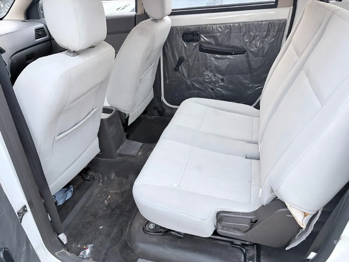 2015 WuLing HongGuang 1.5L 112HP L4 5MT,autocango,china used car exporter,china ev exporter,chinese used car exporter,chinese used ev exporter