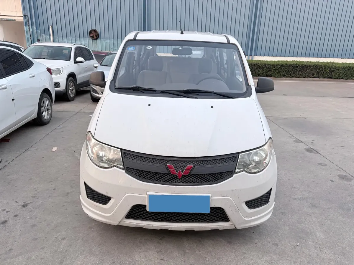 2015 WuLing HongGuang 1.5L 112HP L4 5MT,autocango,china used car exporter,china ev exporter,chinese used car exporter,chinese used ev exporter