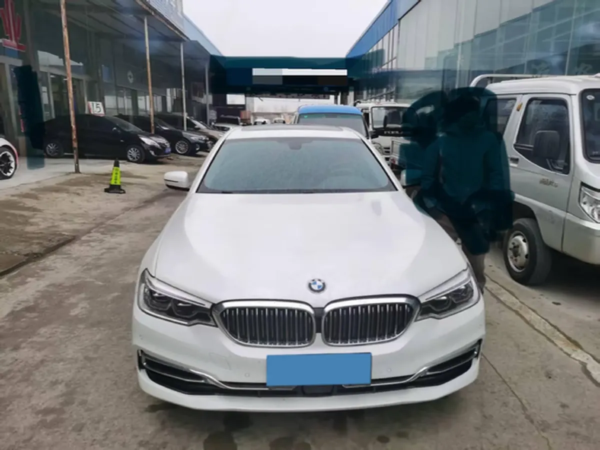 2020 BMW 5 Series 2.0T 252HP L4 8AT,autocango,china used car exporter,china ev exporter,chinese used car exporter,chinese used ev exporter
