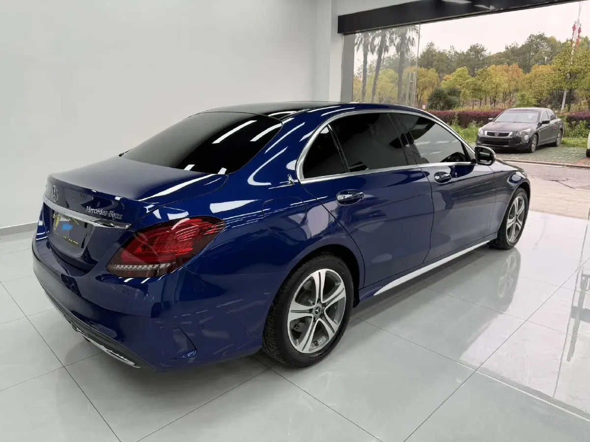 2020 Mercedes-Benz C Class 1.5T 184HP L4 9AT,autocango,china used car exporter,china ev exporter,chinese used car exporter,chinese used ev exporter