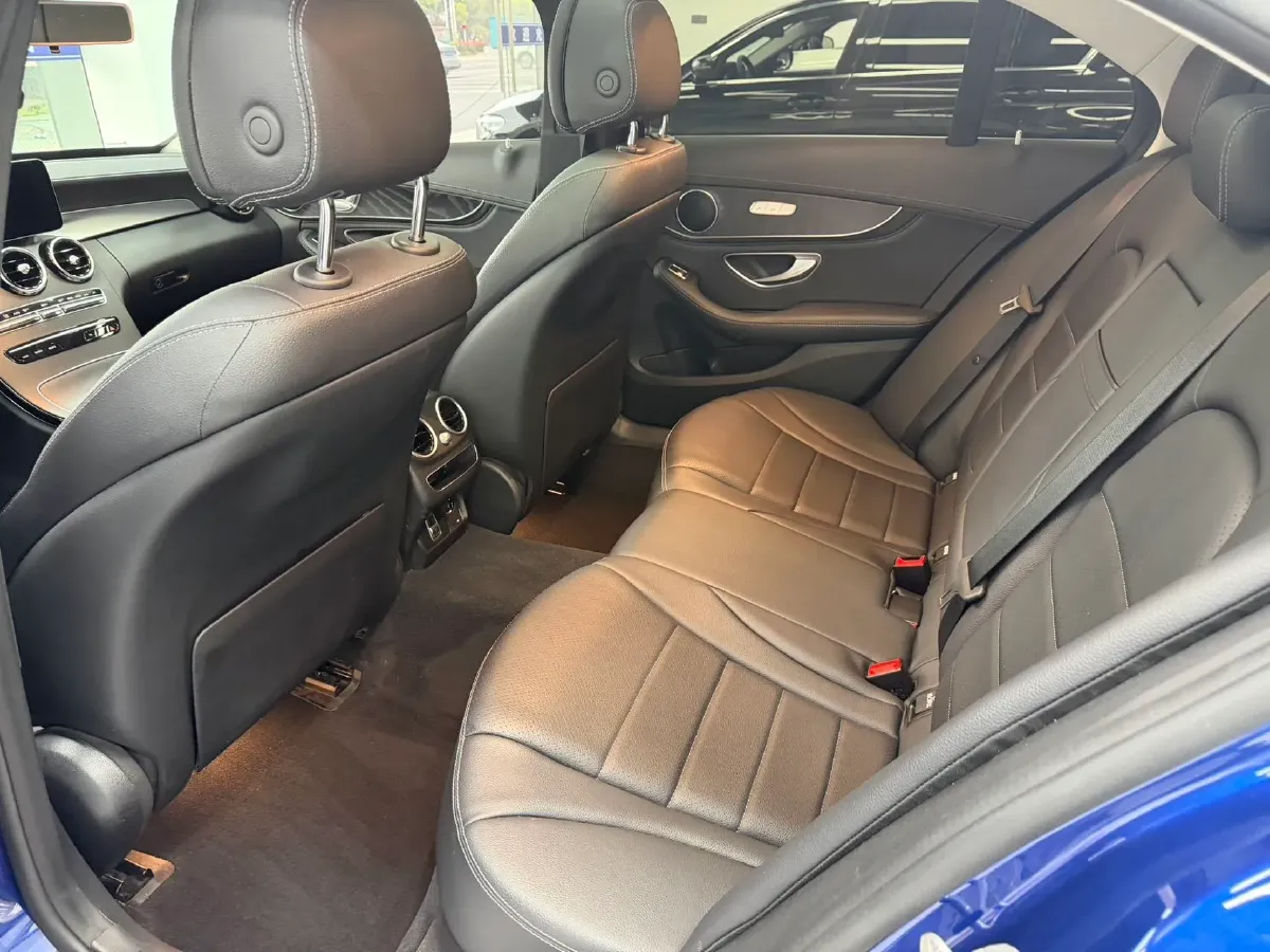 2020 Mercedes-Benz C Class 1.5T 184HP L4 9AT,autocango,china used car exporter,china ev exporter,chinese used car exporter,chinese used ev exporter