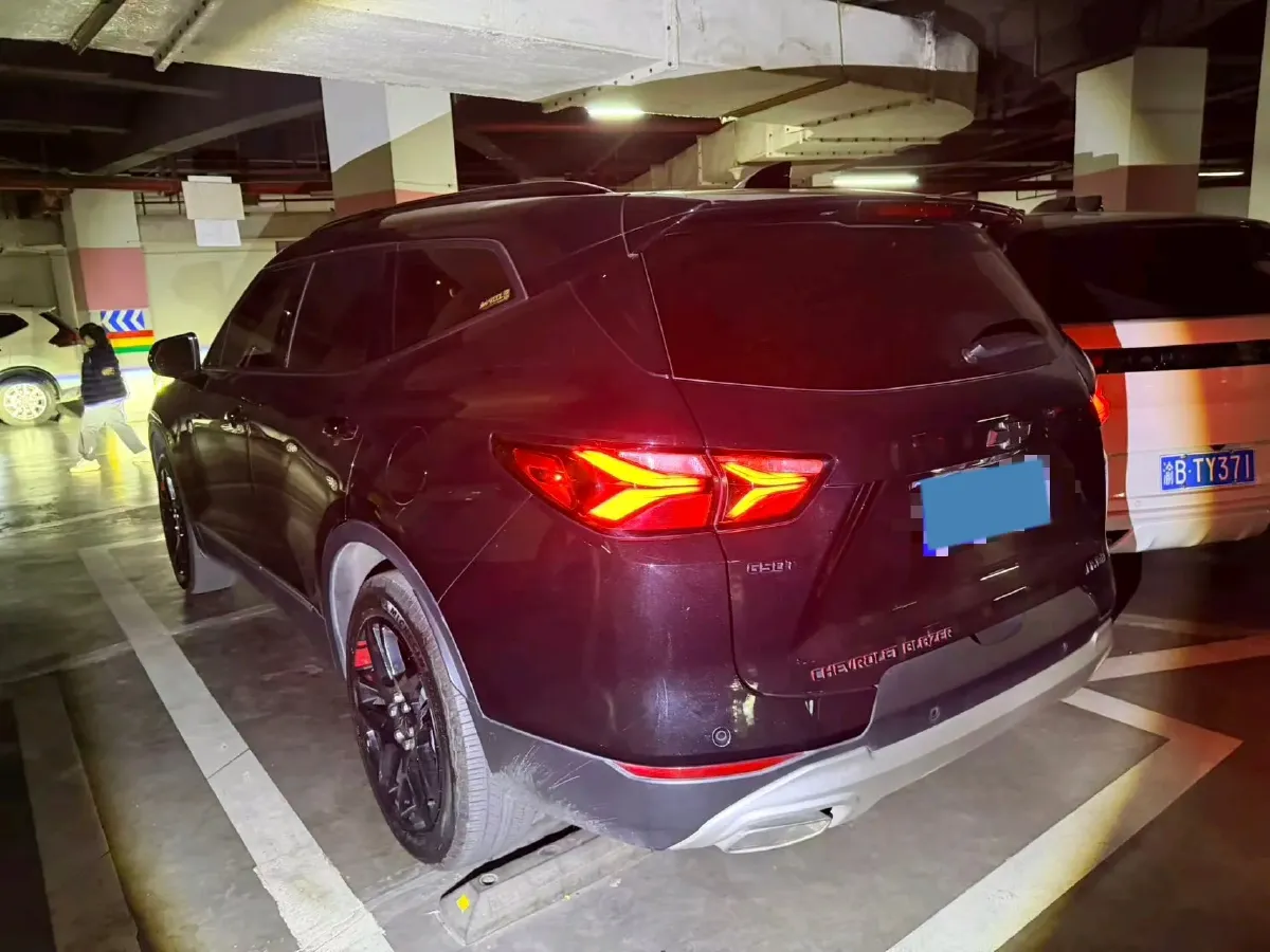 2021 BMW 3 Series 2.0T 156HP L4 8AT,autocango,china used car exporter,china ev exporter,chinese used car exporter,chinese used ev exporter