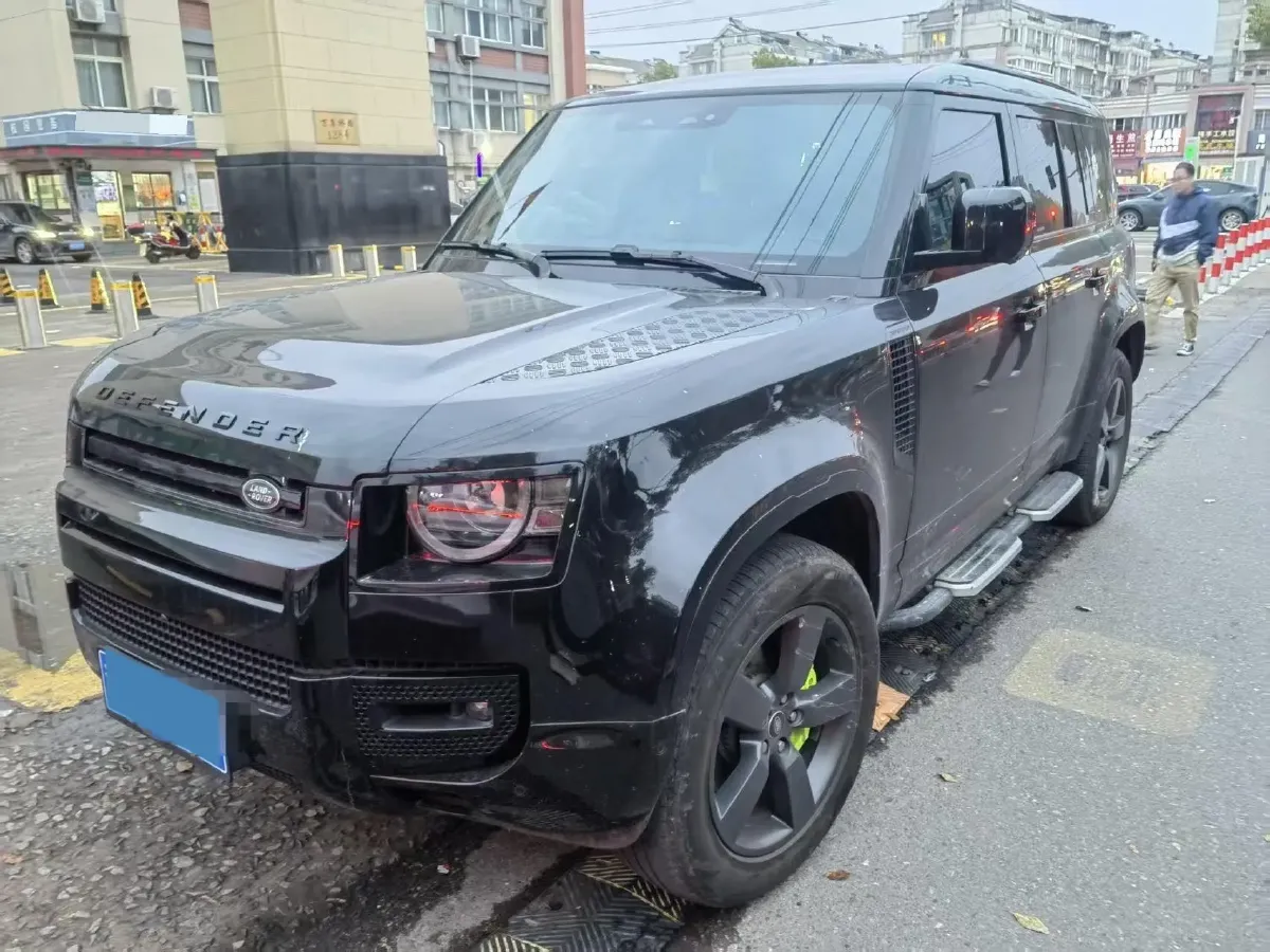 2024 Land Rover Defender 3.0T 400HP L6 8AT,autocango,china used car exporter,china ev exporter,chinese used car exporter,chinese used ev exporter