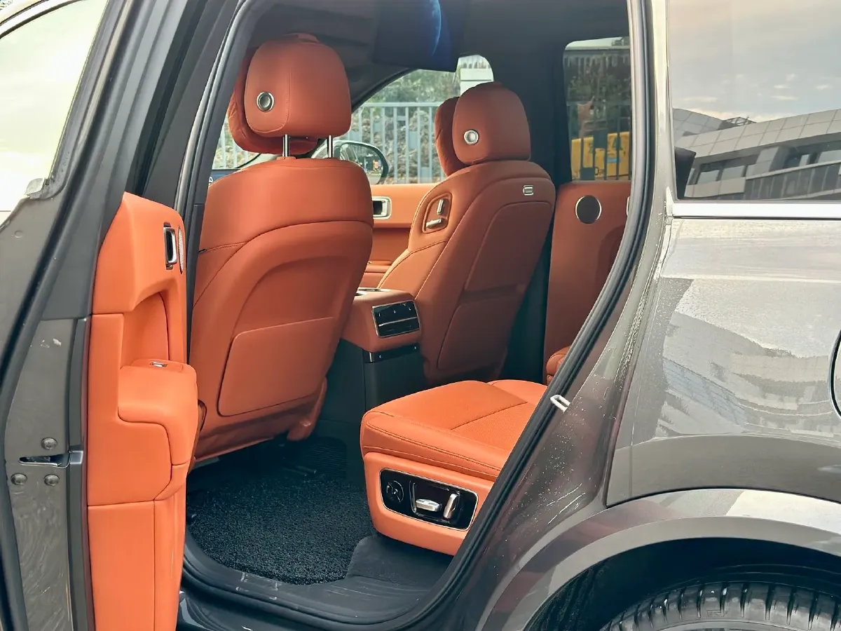 2022 Li L9 Range Extended 154HP REEV 42.6KWH,autocango,china used car exporter,china ev exporter,chinese used car exporter,chinese used ev exporter