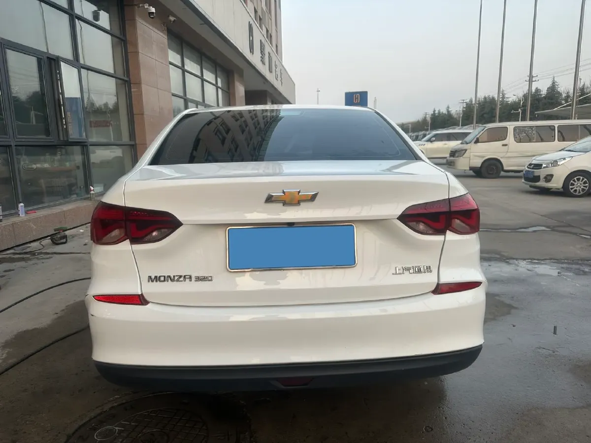 2021 Chevrolet Monza 1.5L 113HP L4 6AT,autocango,china used car exporter,china ev exporter,chinese used car exporter,chinese used ev exporter