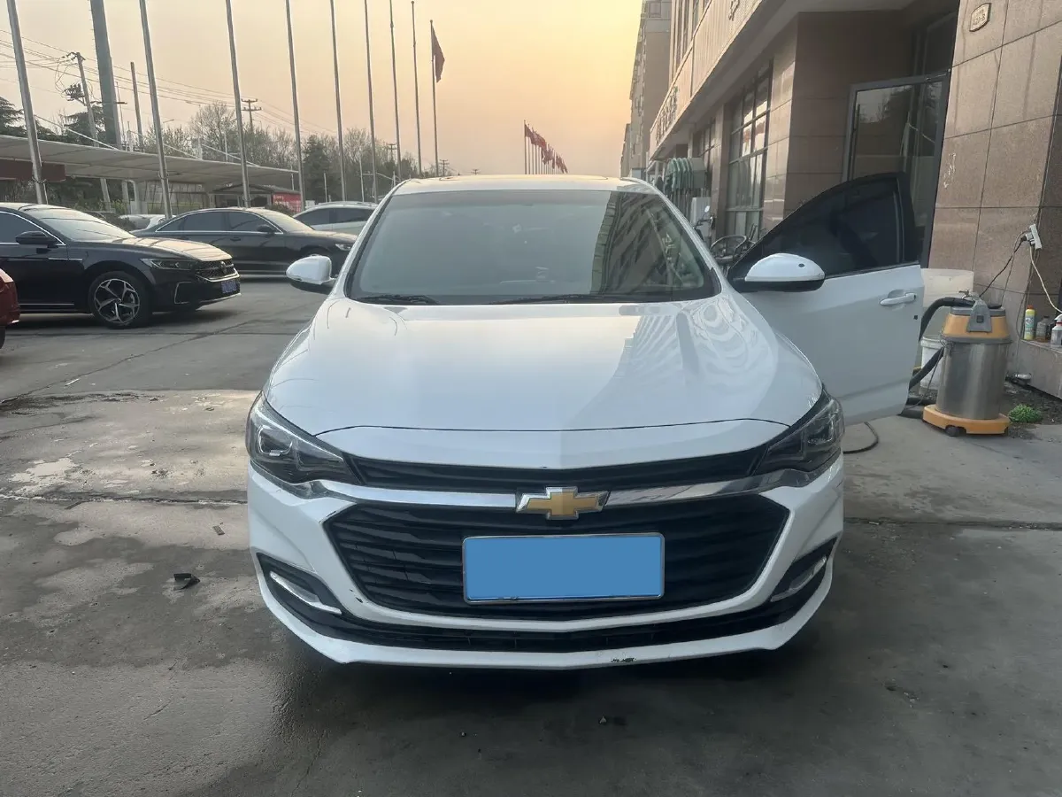 2021 Chevrolet Monza 1.5L 113HP L4 6AT,autocango,china used car exporter,china ev exporter,chinese used car exporter,chinese used ev exporter