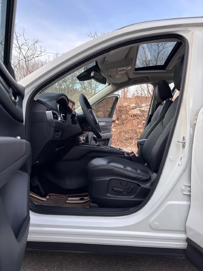 2022 MAXUS XinTu V90 2.0T 150HP L4 6AT,autocango,china used car exporter,china ev exporter,chinese used car exporter,chinese used ev exporter