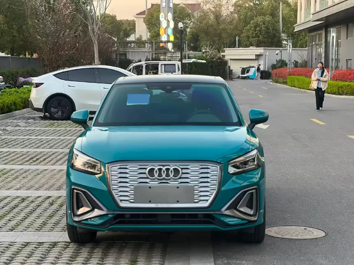 2022 Audi Q2L e-tron BEV 44.1KWH,autocango,china used car exporter,china ev exporter,chinese used car exporter,chinese used ev exporter