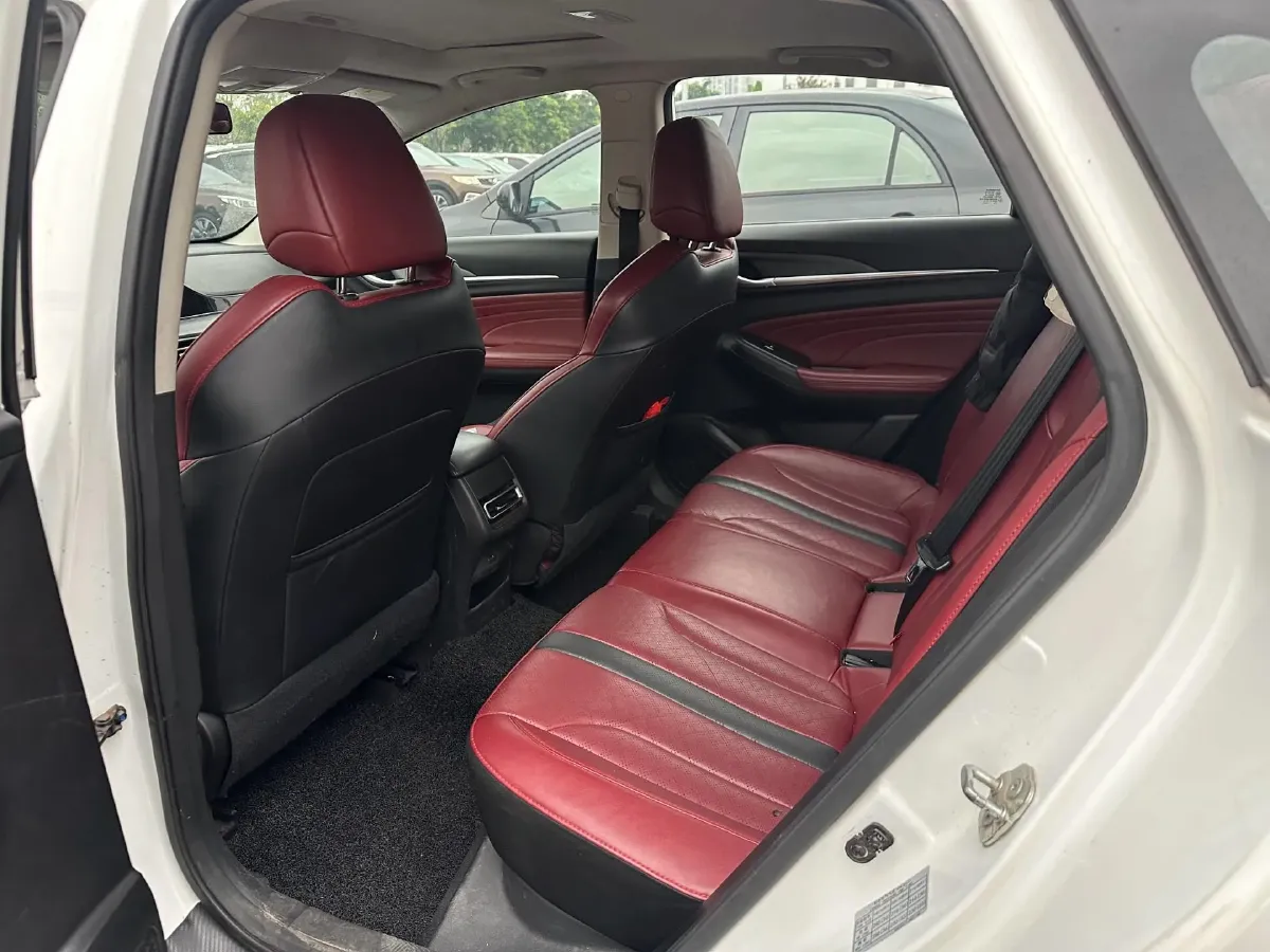 2021 ChangAn Eado 1.4T 160HP L4 7DCT,autocango,china used car exporter,china ev exporter,chinese used car exporter,chinese used ev exporter