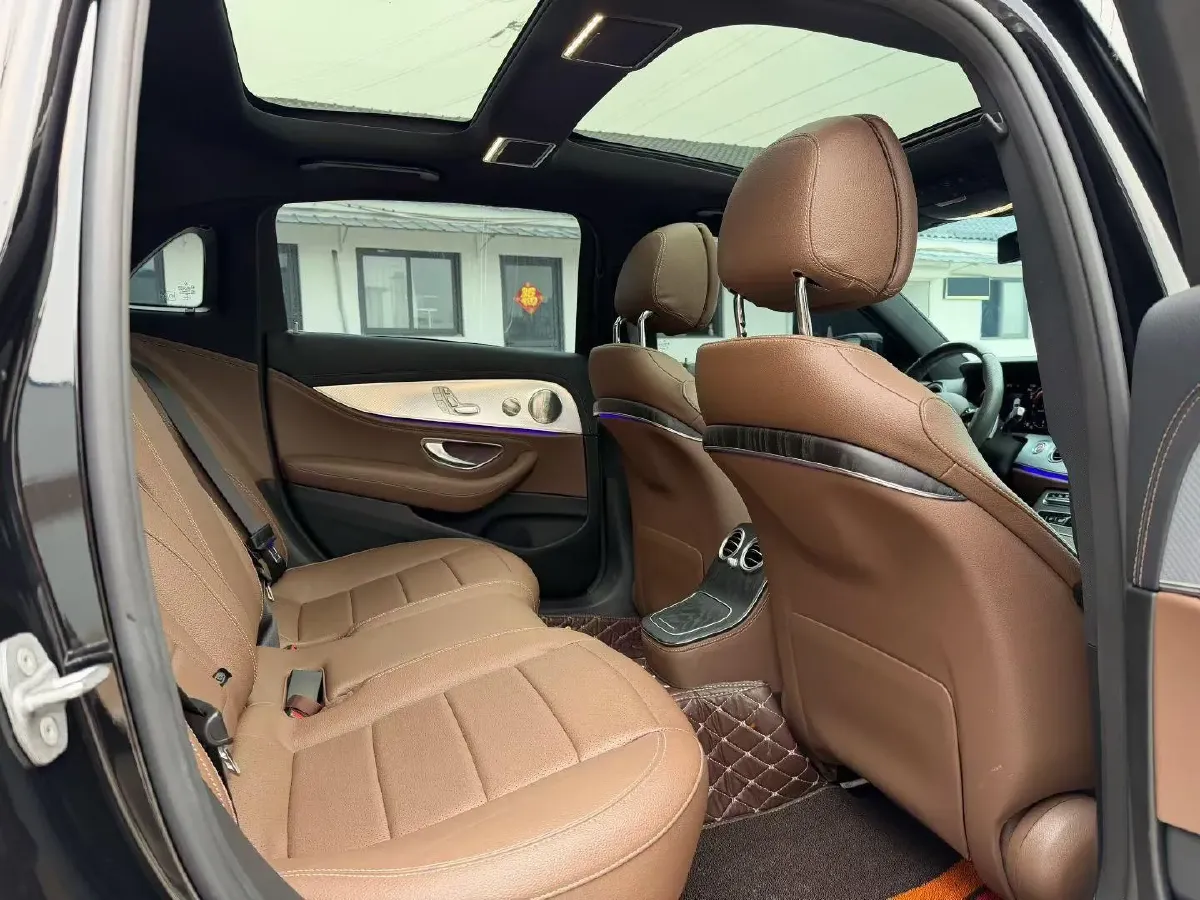 2023 Mercedes-Benz E Class 2.0T 258HP L4 9AT,autocango,china used car exporter,china ev exporter,chinese used car exporter,chinese used ev exporter
