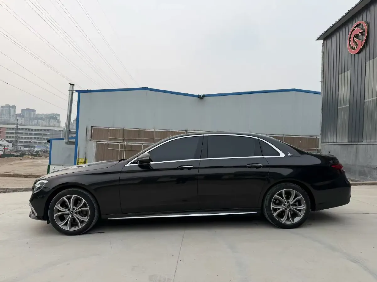 2023 Mercedes-Benz E Class 2.0T 258HP L4 9AT,autocango,china used car exporter,china ev exporter,chinese used car exporter,chinese used ev exporter
