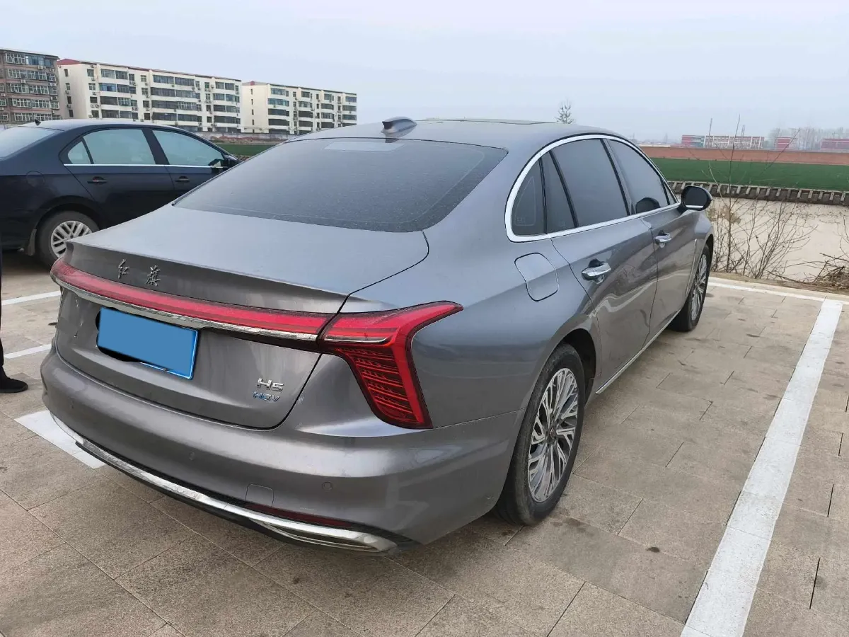 2023 HongQi H5 1.5T 169HP L4 E-CVT Hybrid,autocango,china used car exporter,china ev exporter,chinese used car exporter,chinese used ev exporter