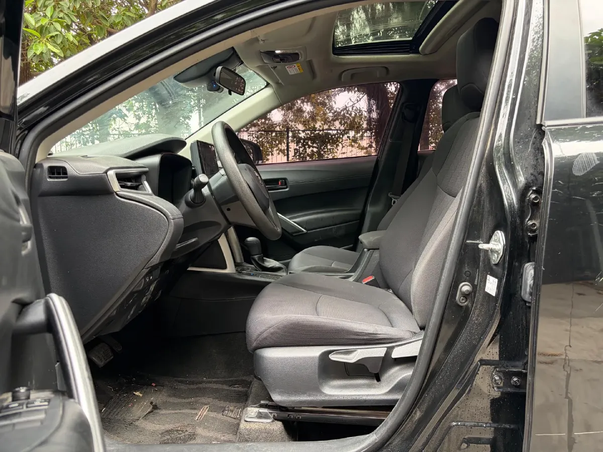 2022 Toyota Corolla Cross 2.0L 171HP L4 CVT,autocango,china used car exporter,china ev exporter,chinese used car exporter,chinese used ev exporter