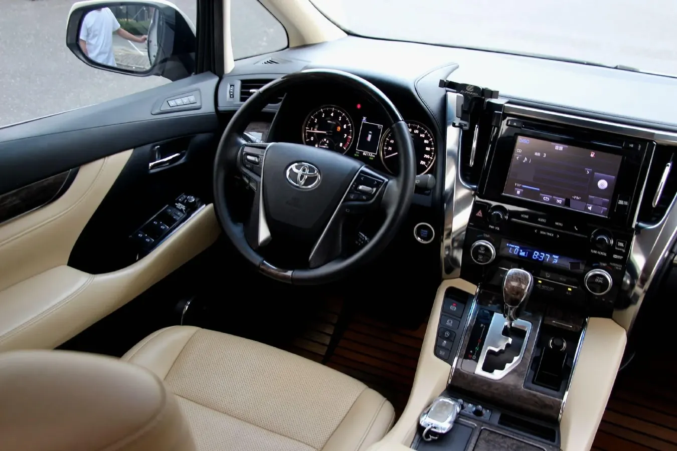 2018 Toyota Alphard 3.5L 301HP V6 8AT,autocango,china used car exporter,china ev exporter,chinese used car exporter,chinese used ev exporter