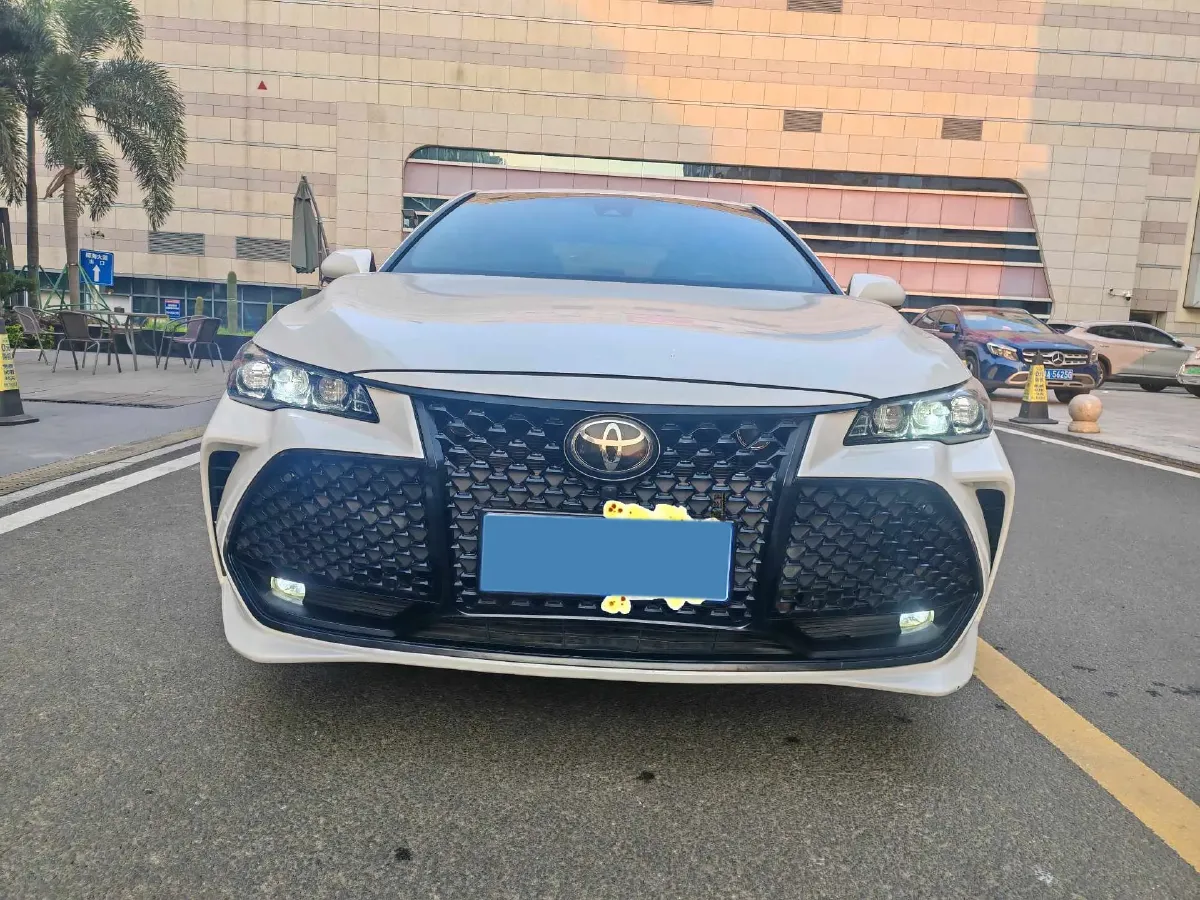2021 Toyota Avalon 2.5L 209HP L4 8AT,autocango,china used car exporter,china ev exporter,chinese used car exporter,chinese used ev exporter