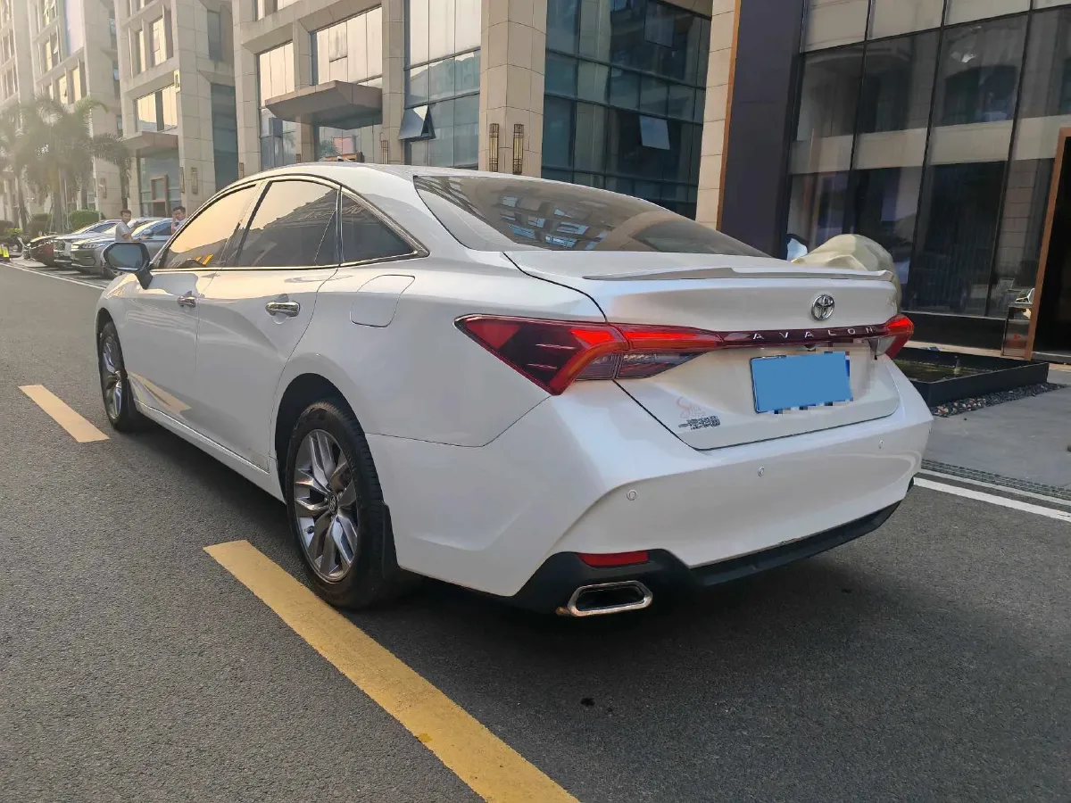2021 Toyota Avalon 2.5L 209HP L4 8AT,autocango,china used car exporter,china ev exporter,chinese used car exporter,chinese used ev exporter