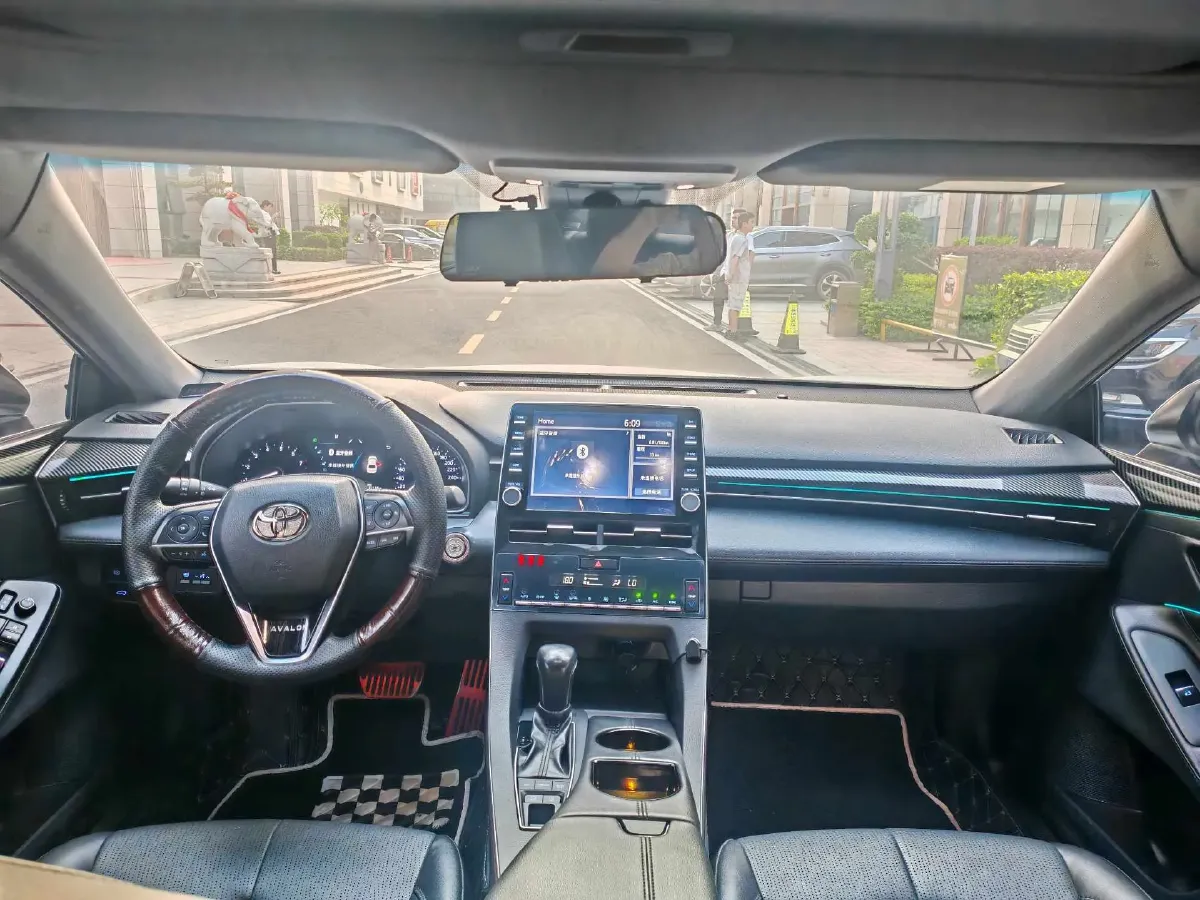 2021 Toyota Avalon 2.5L 209HP L4 8AT,autocango,china used car exporter,china ev exporter,chinese used car exporter,chinese used ev exporter