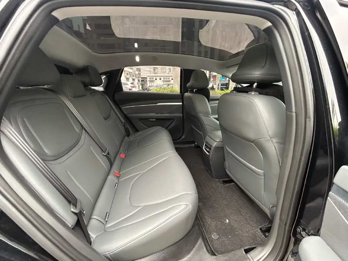 2024 Xpeng MONA M03 BEV 62.2KWH,autocango,china used car exporter,china ev exporter,chinese used car exporter,chinese used ev exporter