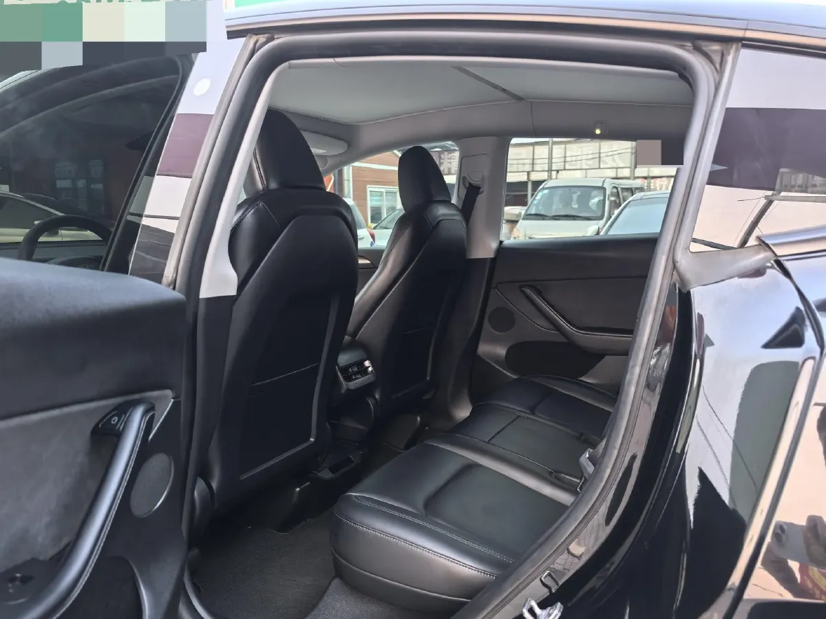 2022 Tesla Model Y BEV 60KWH,autocango,china used car exporter,china ev exporter,chinese used car exporter,chinese used ev exporter