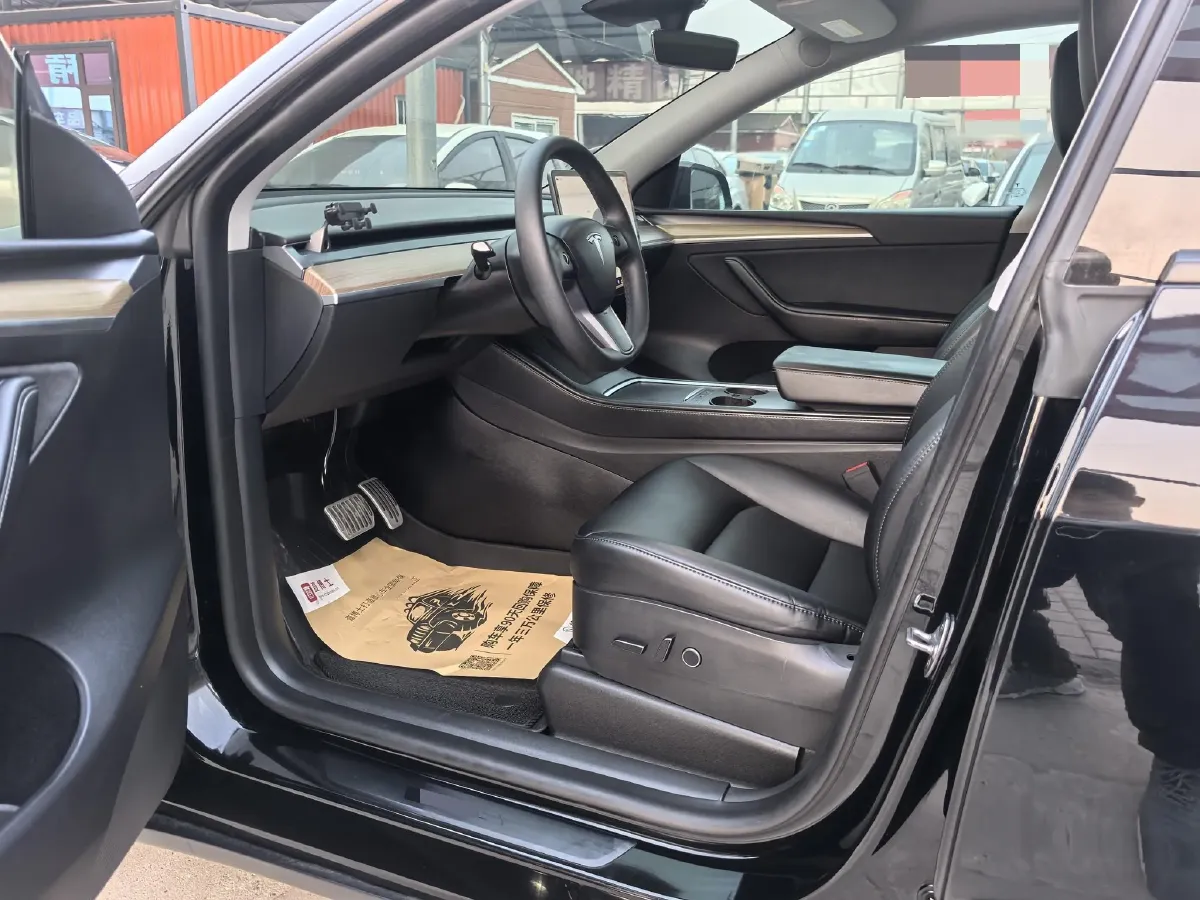 2022 Tesla Model Y BEV 60KWH,autocango,china used car exporter,china ev exporter,chinese used car exporter,chinese used ev exporter