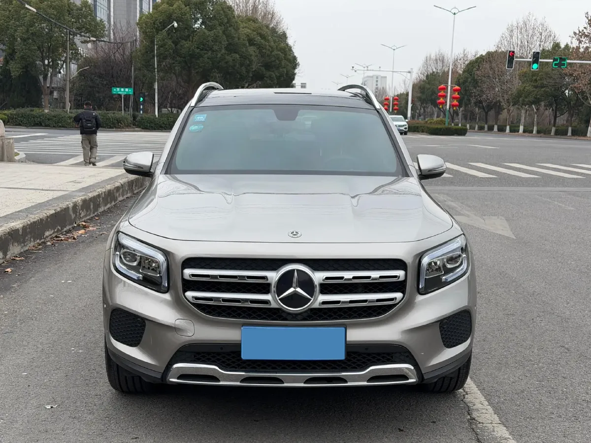 2020 Mercedes-Benz GLB Class 1.3T 163HP L4 7DCT,autocango,china used car exporter,china ev exporter,chinese used car exporter,chinese used ev exporter