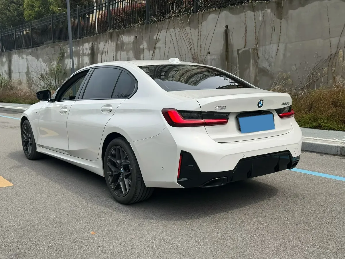 2025 BMW 3 Series 2.0T 245HP L4 8AT,autocango,china used car exporter,china ev exporter,chinese used car exporter,chinese used ev exporter