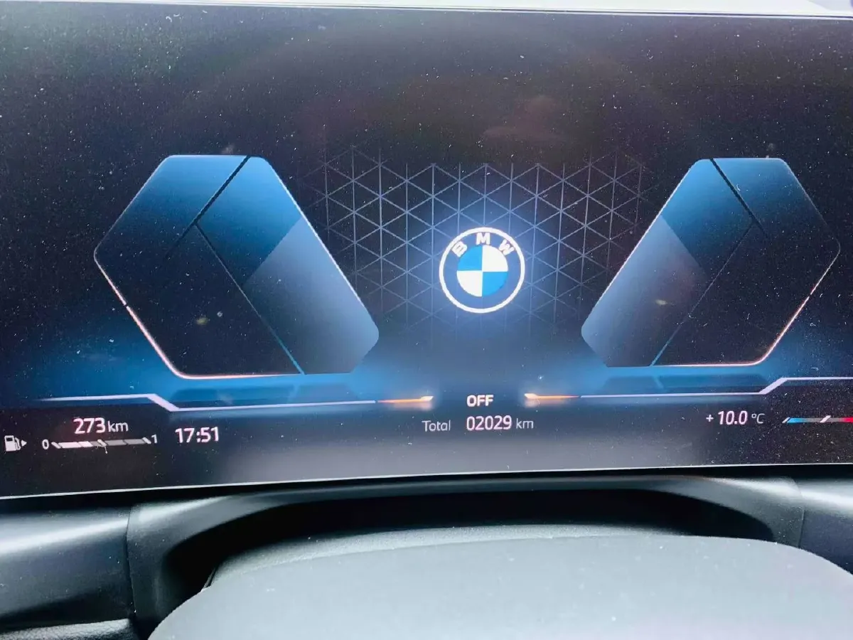 2025 BMW 3 Series 2.0T 245HP L4 8AT,autocango,china used car exporter,china ev exporter,chinese used car exporter,chinese used ev exporter