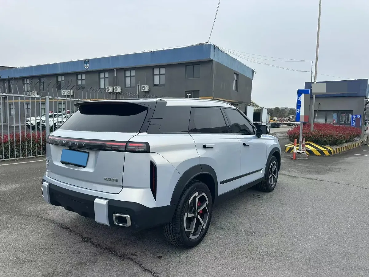 2023 Chery Exploration 06 1.6T 197HP L4 7DCT,autocango,china used car exporter,china ev exporter,chinese used car exporter,chinese used ev exporter