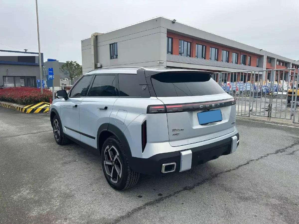 2023 Chery Exploration 06 1.6T 197HP L4 7DCT,autocango,china used car exporter,china ev exporter,chinese used car exporter,chinese used ev exporter