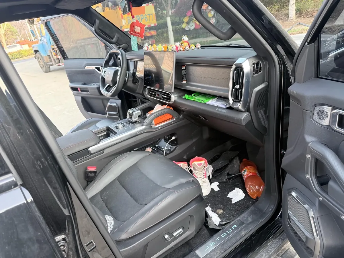 2023 Jetour Traveller 2.0T 254HP L4 7DCT,autocango,china used car exporter,china ev exporter,chinese used car exporter,chinese used ev exporter