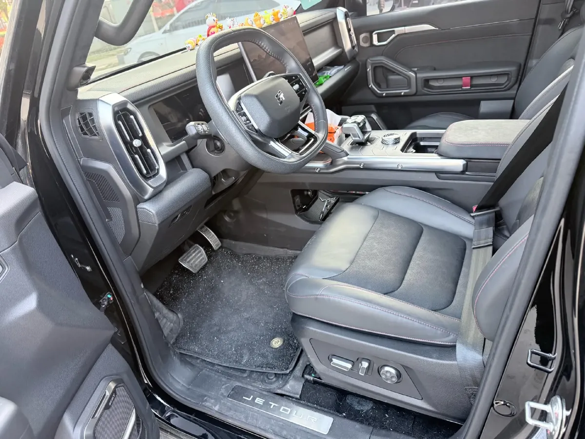 2023 Jetour Traveller 2.0T 254HP L4 7DCT,autocango,china used car exporter,china ev exporter,chinese used car exporter,chinese used ev exporter